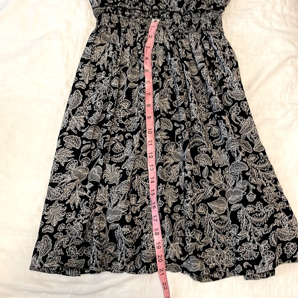 Stretchy Roxy 🌊 Sundress - Picture 8 of 11